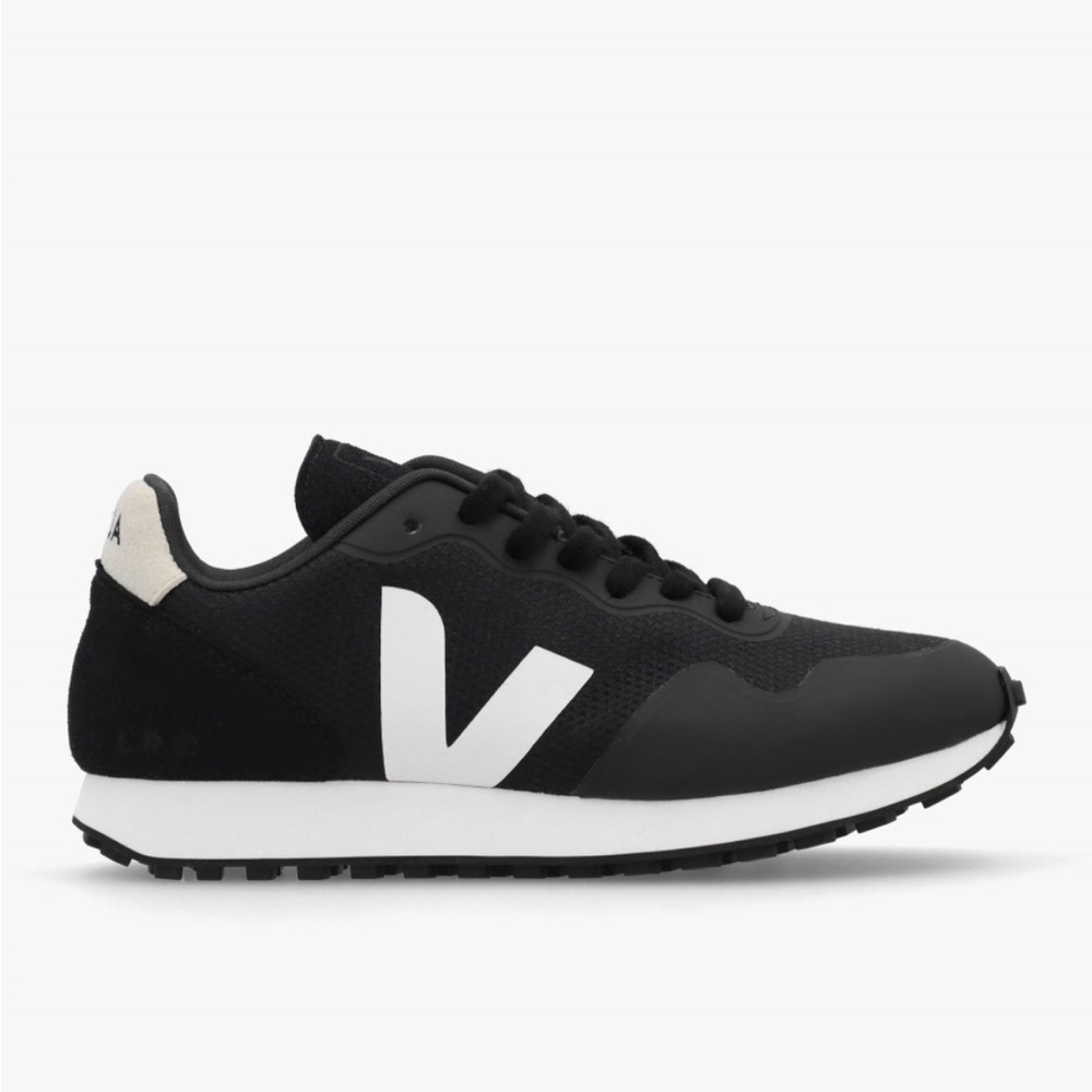 VEJA Rio Sneakers